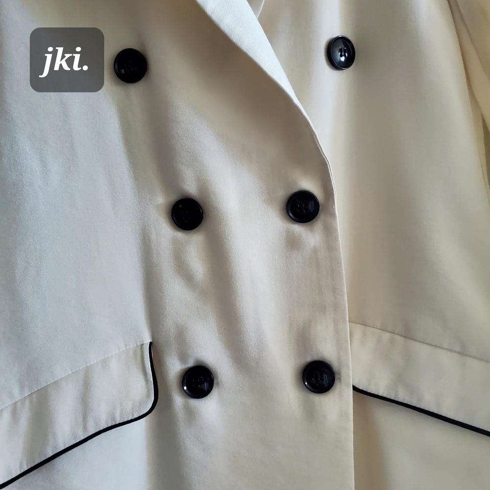 ZARA Women's Cream Double-Breasted Blazer - Picture 4 of 5